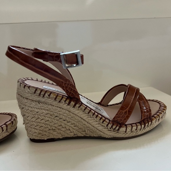 Women’s espadrille, size 5.5, brand Saks Fifth Avenue, colour cognac, NWT - Picture 2 of 9